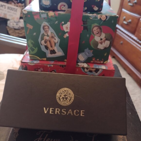 Women's Versace sunglasses - Picture 5 of 12